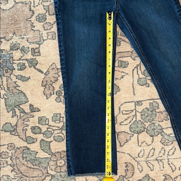 J Crew sz 30 Billie Demi boot cropped jeans with button fly EUC - Picture 11 of 12